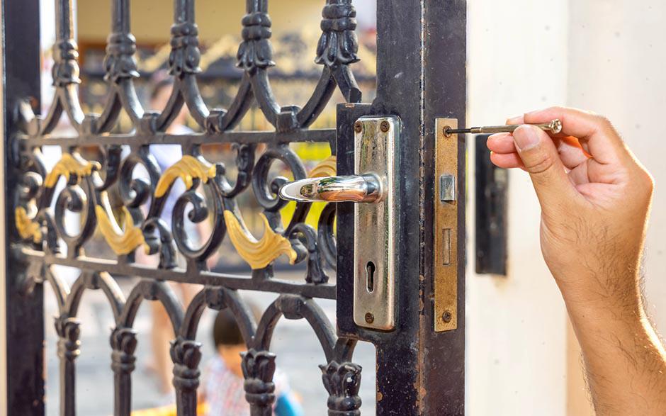 serrurier ouverture de porte Maillane